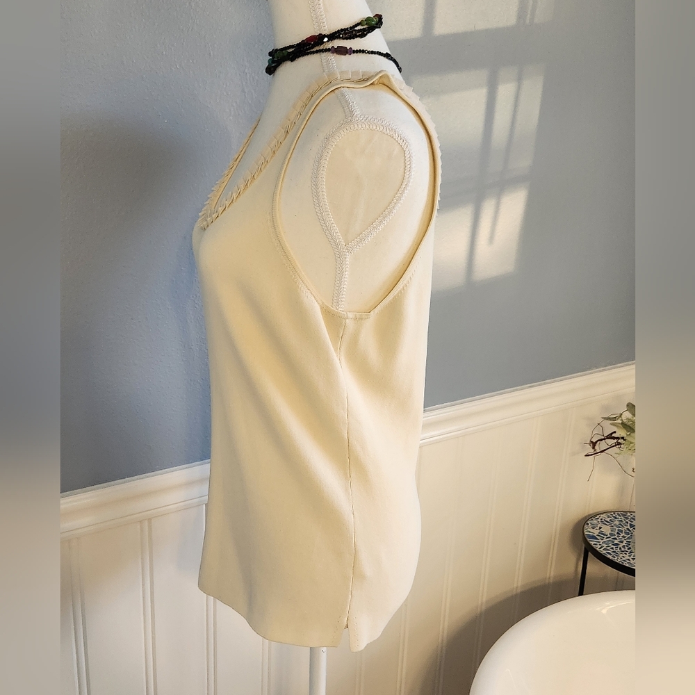 Creme Camisole - Picture 3 of 13